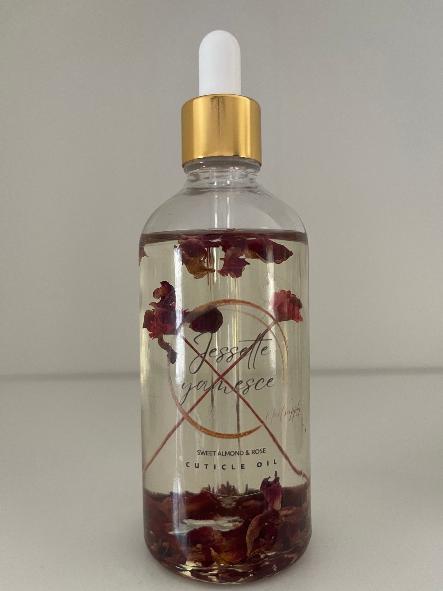 Cuticle oil