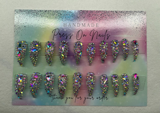 PRESS ON NAILS WITH BLING