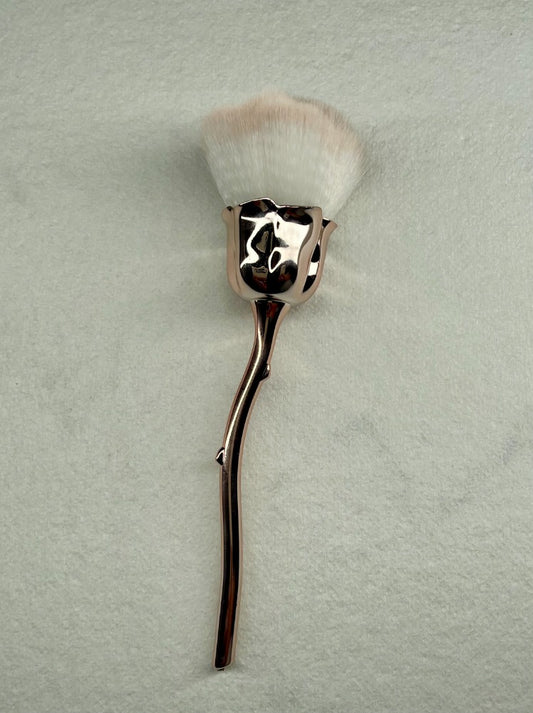 ROSE GOLD DUST BRUSH